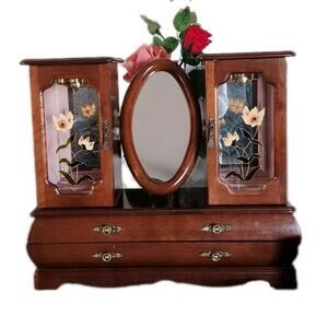 Vintage London Leather Wooden Amoir Jewelry Box. 🎁💝 Idea Granny core